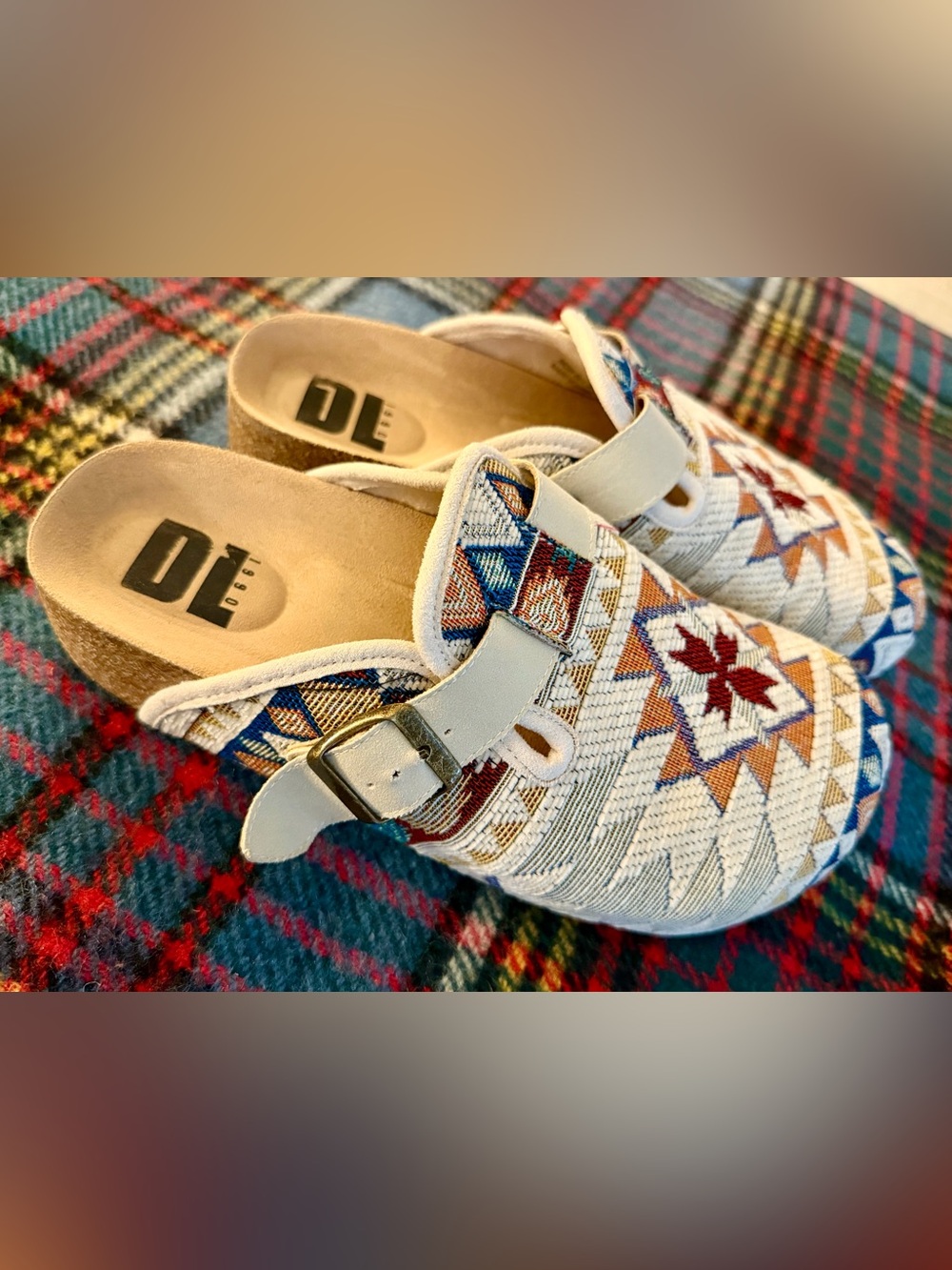 Size 8.5 Dirty Laundry Stone Magnolia Clog